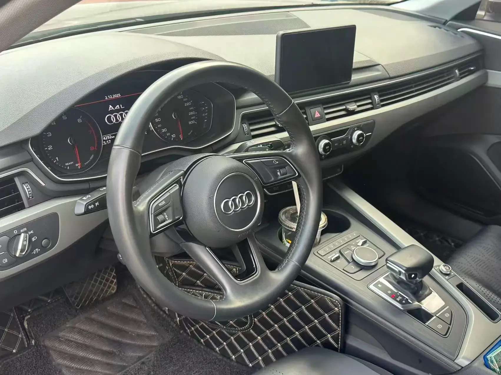 2019 AUDI A4L thumbnail 4