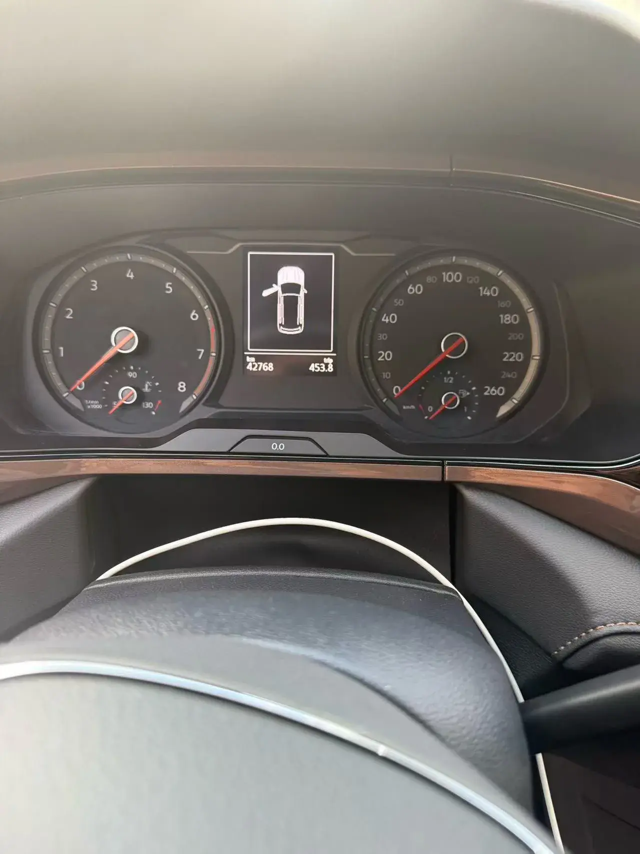 2021 VOLKSWAGEN THARU thumbnail 4