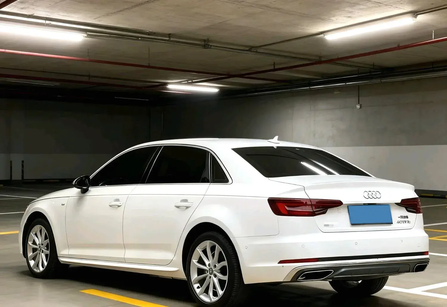 2019 AUDI A4L thumbnail 4