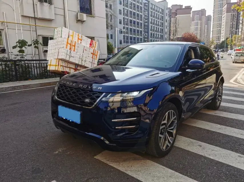 2022 LAND ROVER view 1