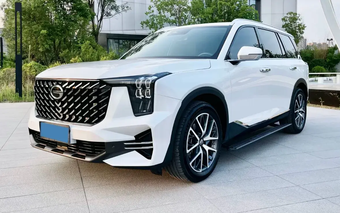 2022 GAC Trumpchi GS8 2.0T 252HP L4 8AT