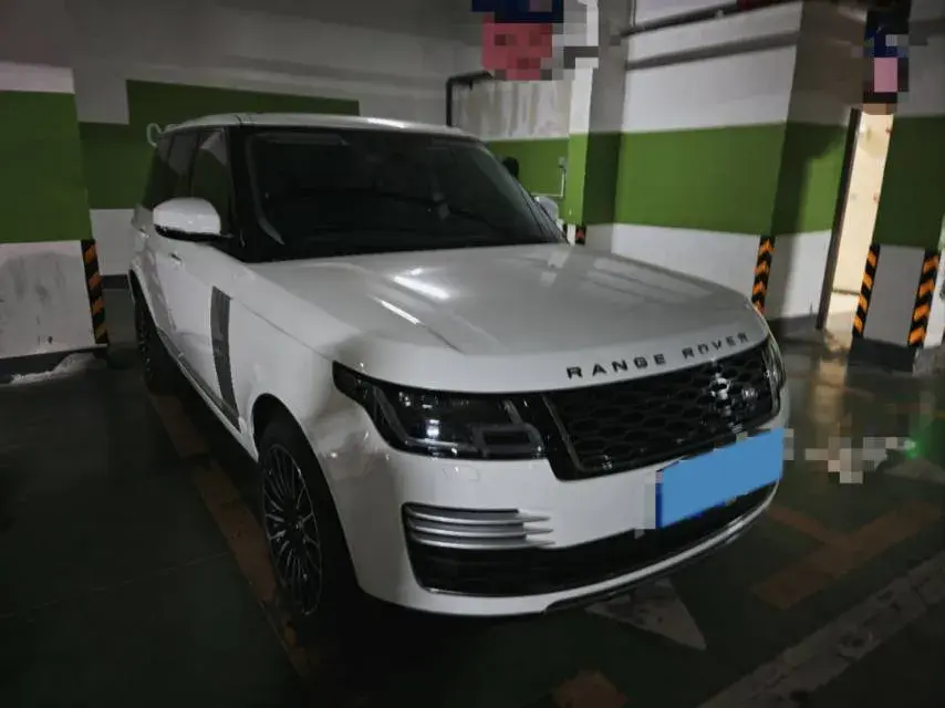 2022 LAND ROVER thumbnail 3