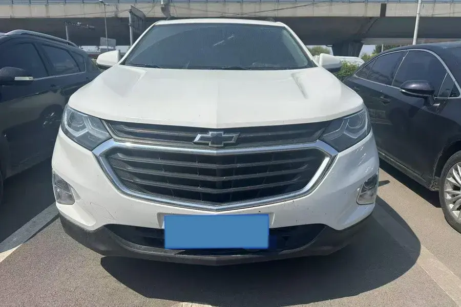 2019 CHEVROLET EQUINOX thumbnail 3