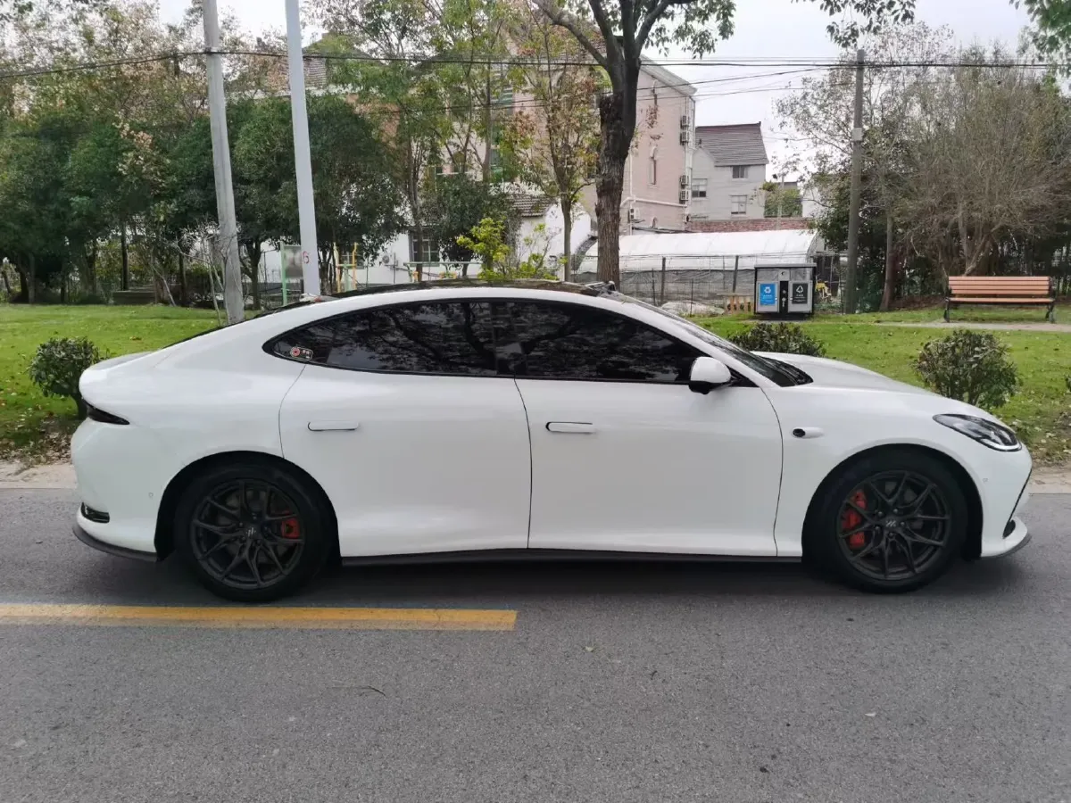 2024 IM L6 BEV 100KWH,autocango,china used car exporter,china ev exporter,chinese used car exporter,chinese used ev exporter