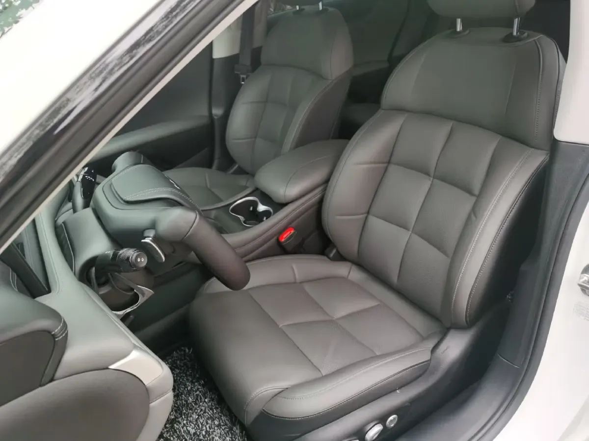 2024 IM L6 BEV 100KWH,autocango,china used car exporter,china ev exporter,chinese used car exporter,chinese used ev exporter