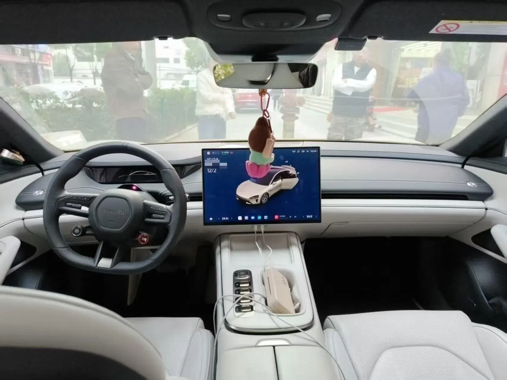 2024 MI SU7 thumbnail 4