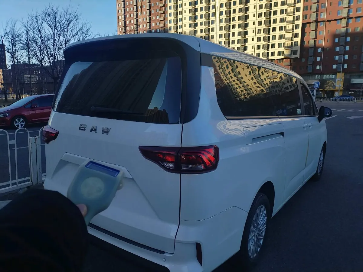 2023 BAW RuiSheng Trump M7 2.0L 144HP L4 8AT,autocango,china used car exporter,china ev exporter,chinese used car exporter,chinese used ev exporter