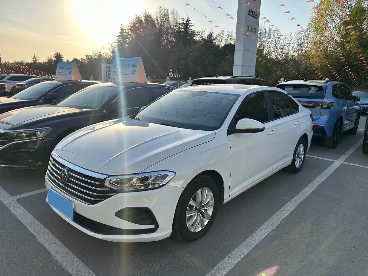 2023 Volkswagen Lavida 1.5L 110HP L4 6AT