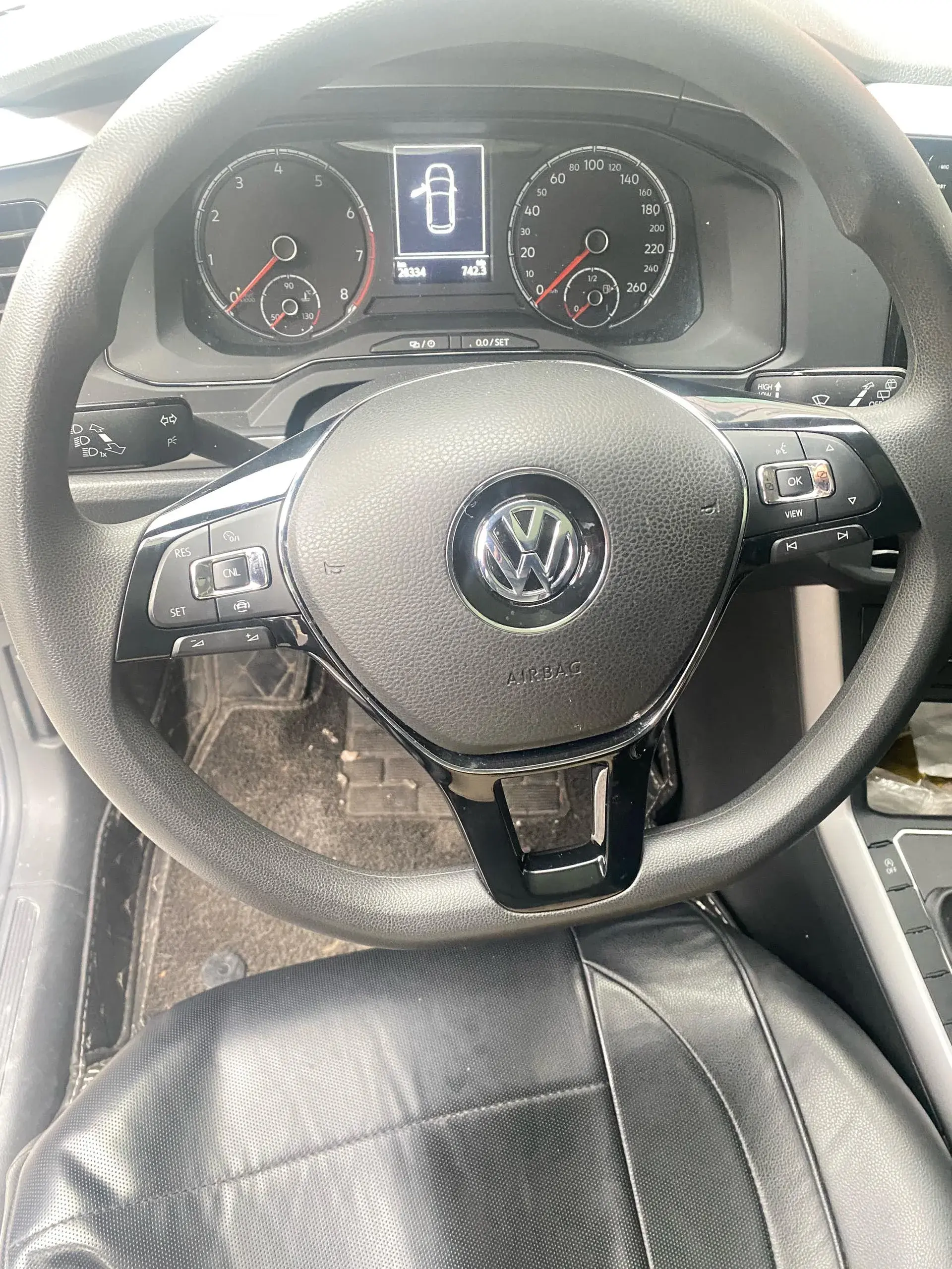 2019 VOLKSWAGEN POLO thumbnail 3