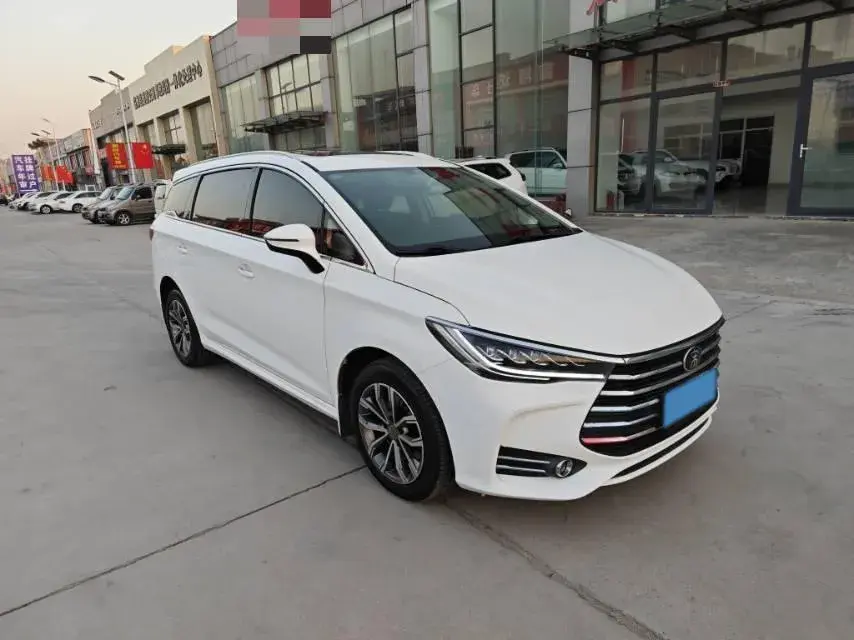 2019 BYD SONG thumbnail 2