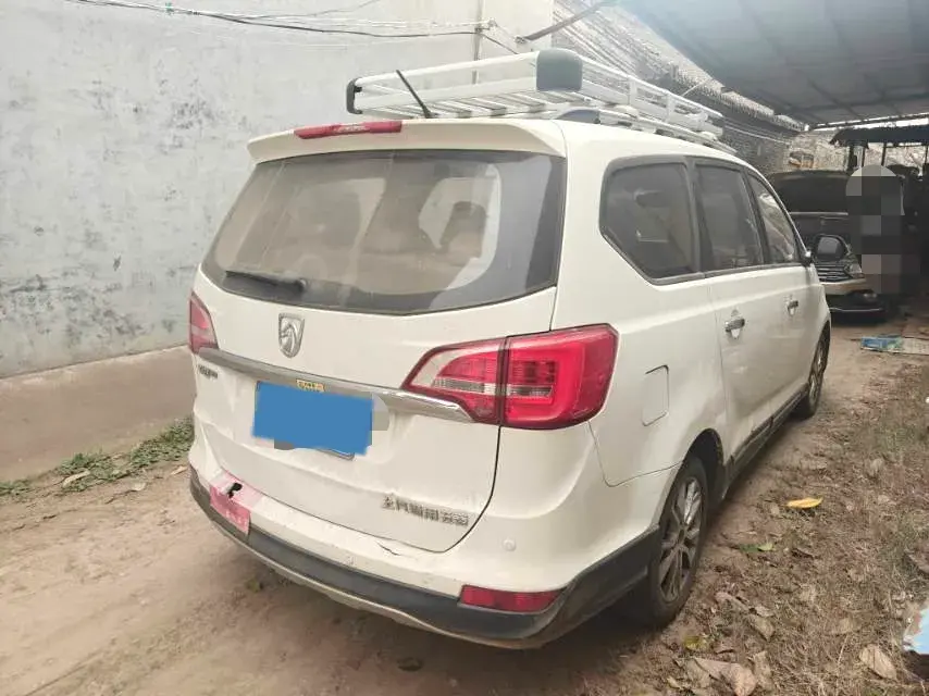 2016 BAOJUN 730 thumbnail 2