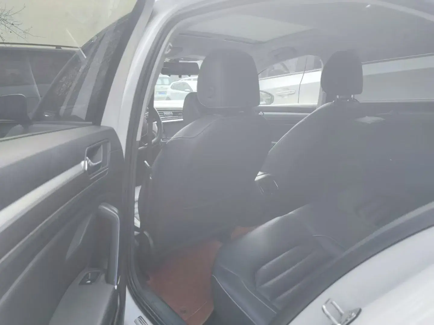 2019 VOLKSWAGEN PASSAT thumbnail 4