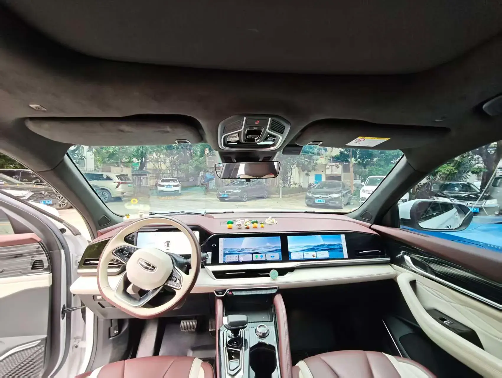 2023 GEELY MONJARO thumbnail 2