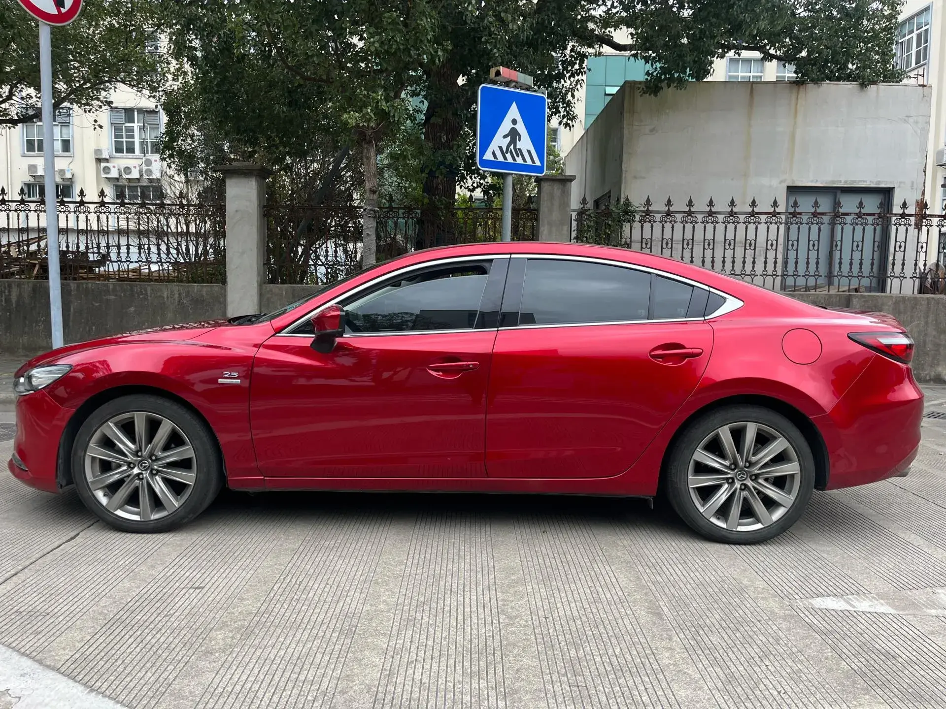 2020 MAZDA ATENZA thumbnail 3