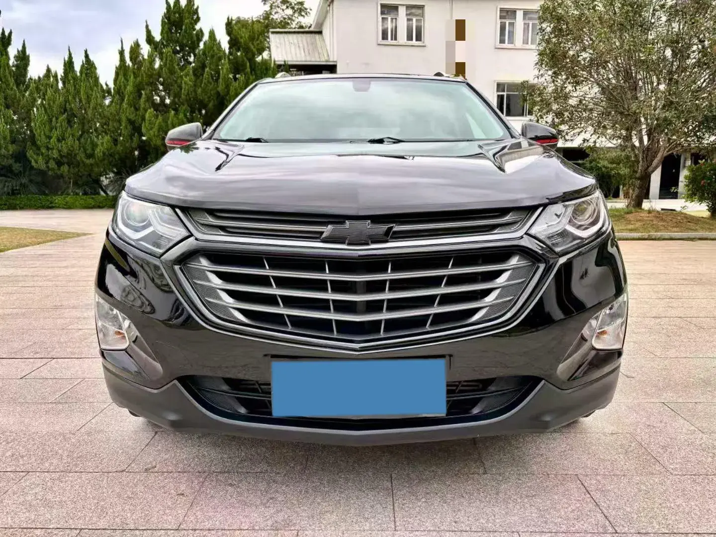 2019 CHEVROLET EQUINOX thumbnail 2