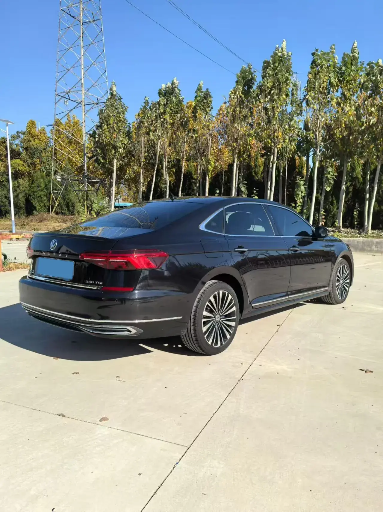 2020 VOLKSWAGEN PASSAT thumbnail 3