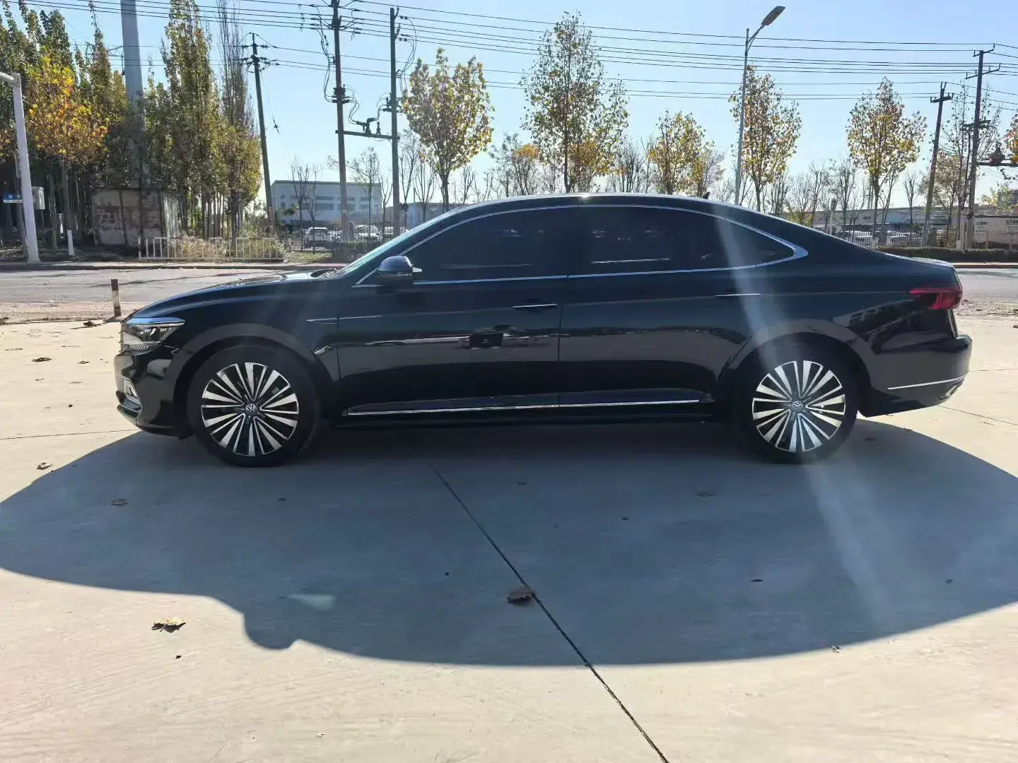 2020 VOLKSWAGEN PASSAT thumbnail 2