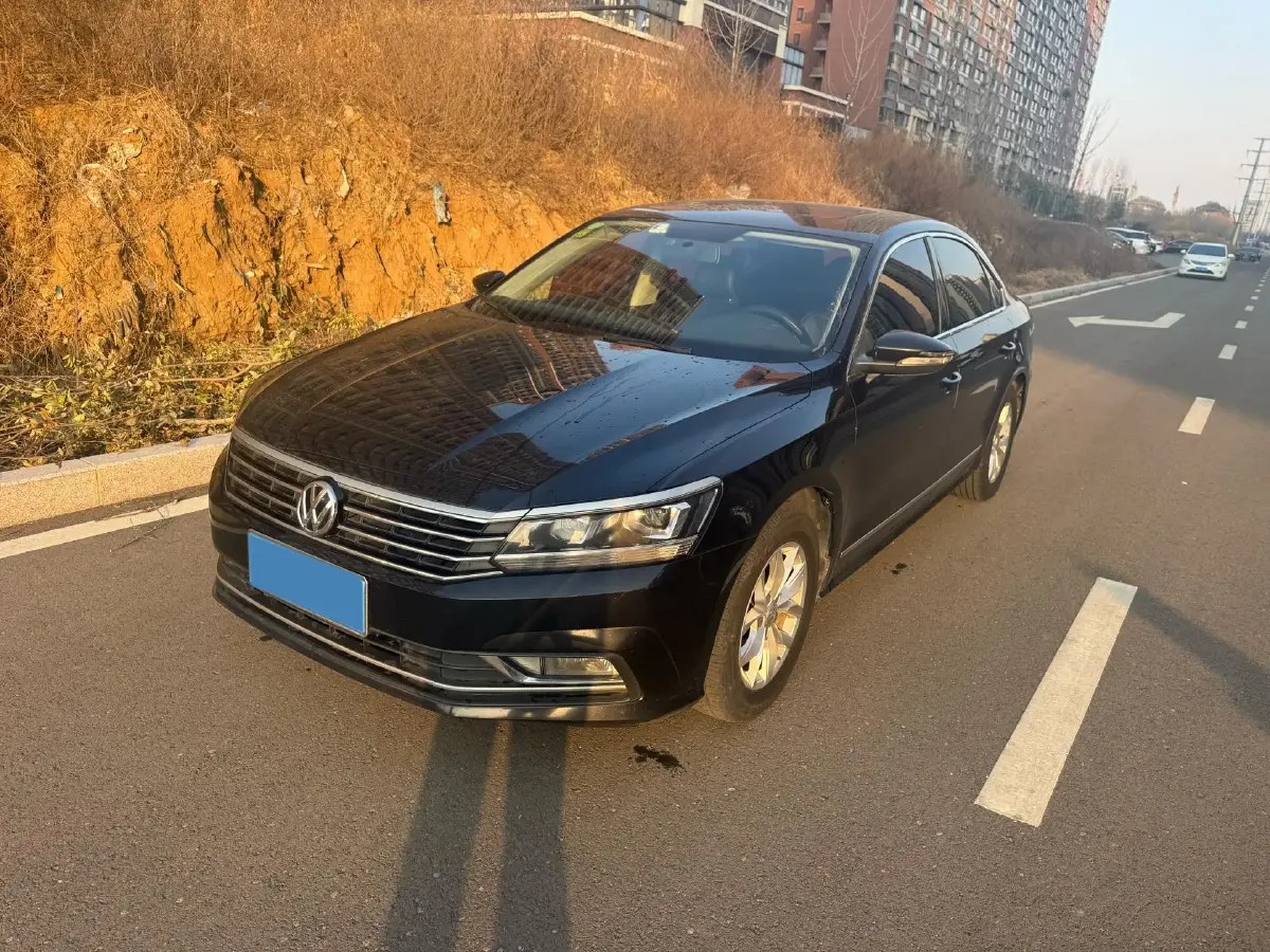 2017 Volkswagen Passat 1.4T 150HP L4 7DCT