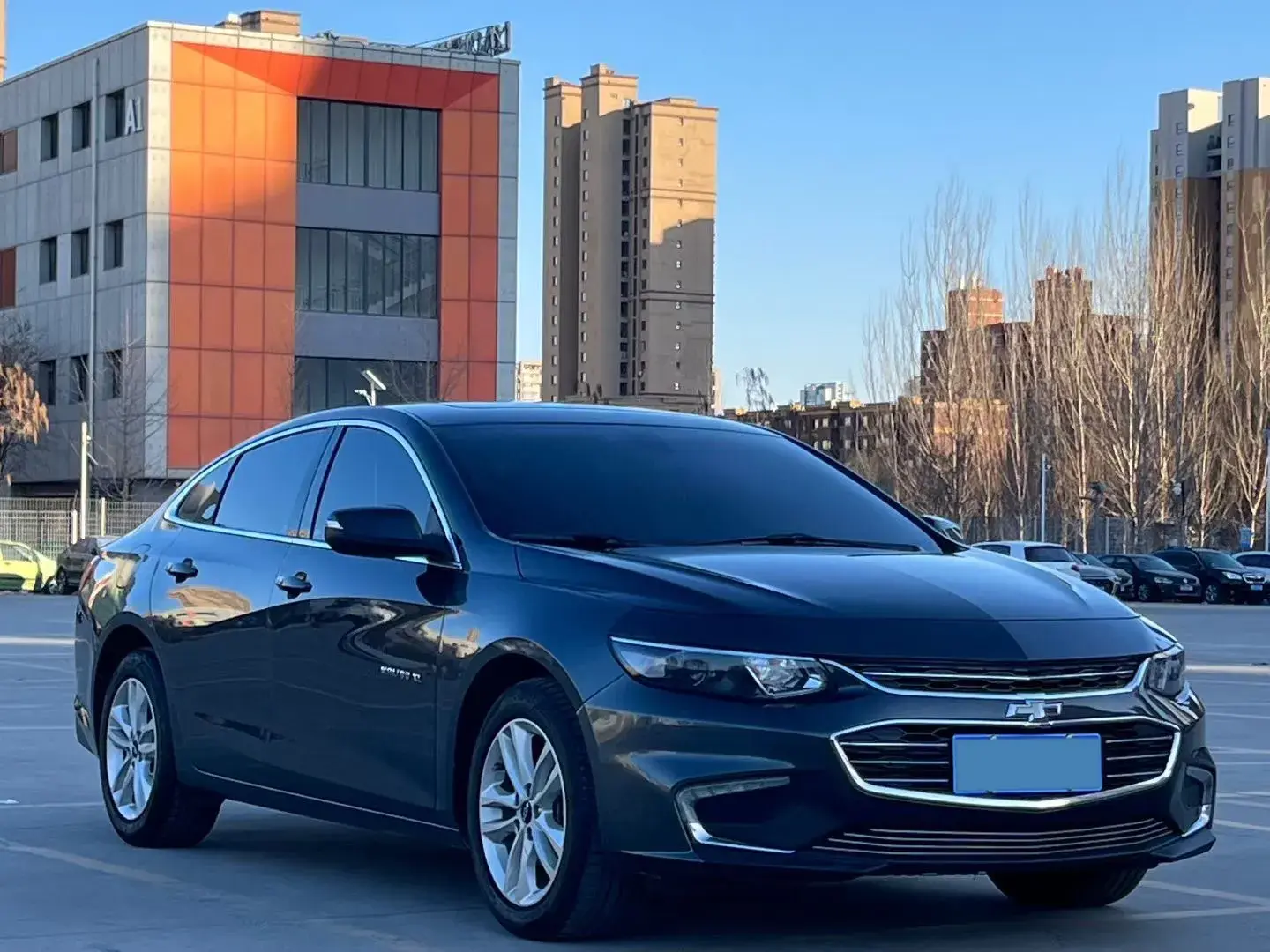 2018 CHEVROLET MALIBU thumbnail 3