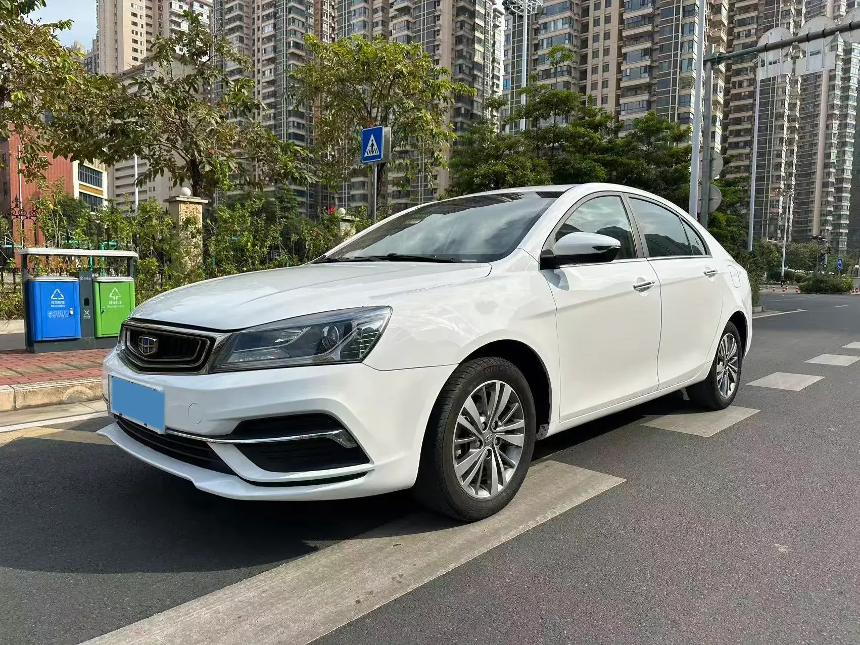 2018 GEELY EMGRAND view 1
