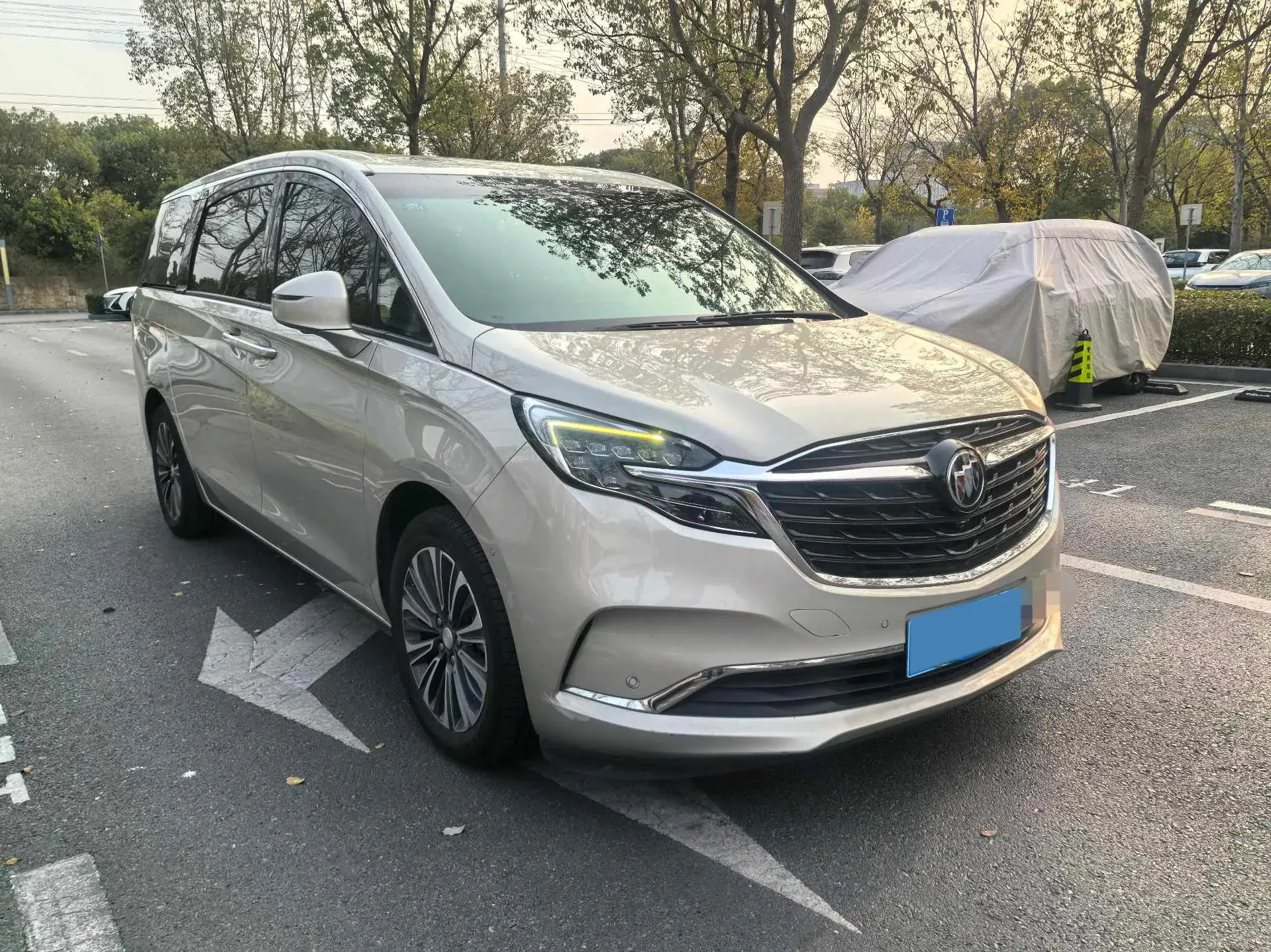 2022 BUICK GL8 thumbnail 2