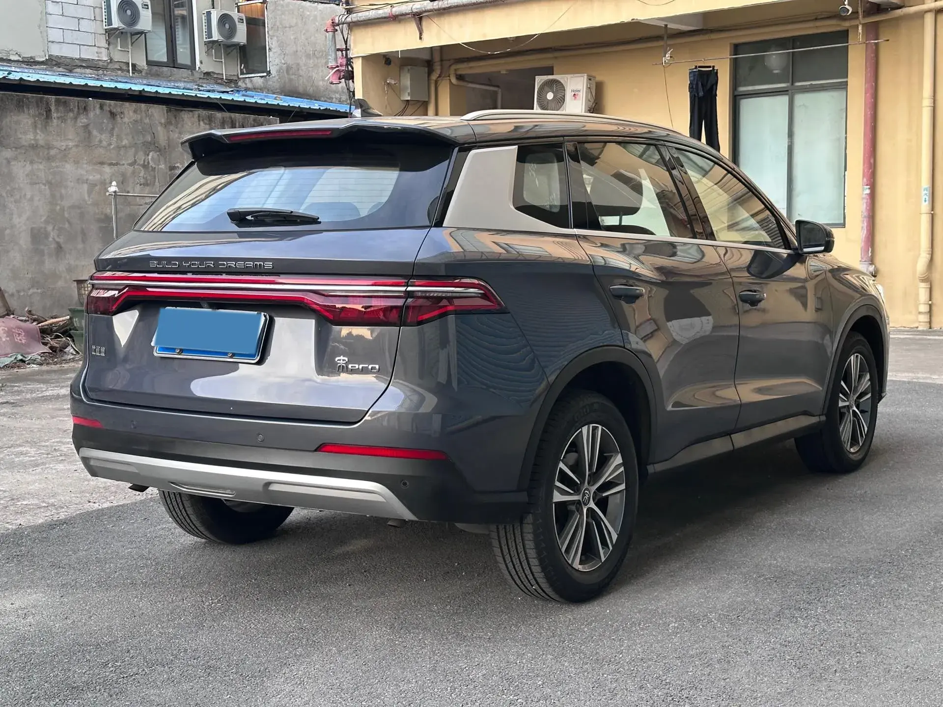 2019 BYD SONG thumbnail 3