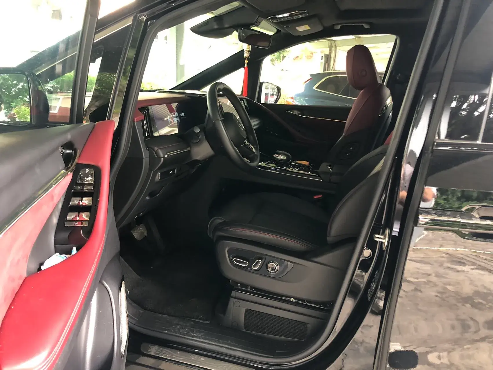 2023 GAC TRUMPCHI thumbnail 4