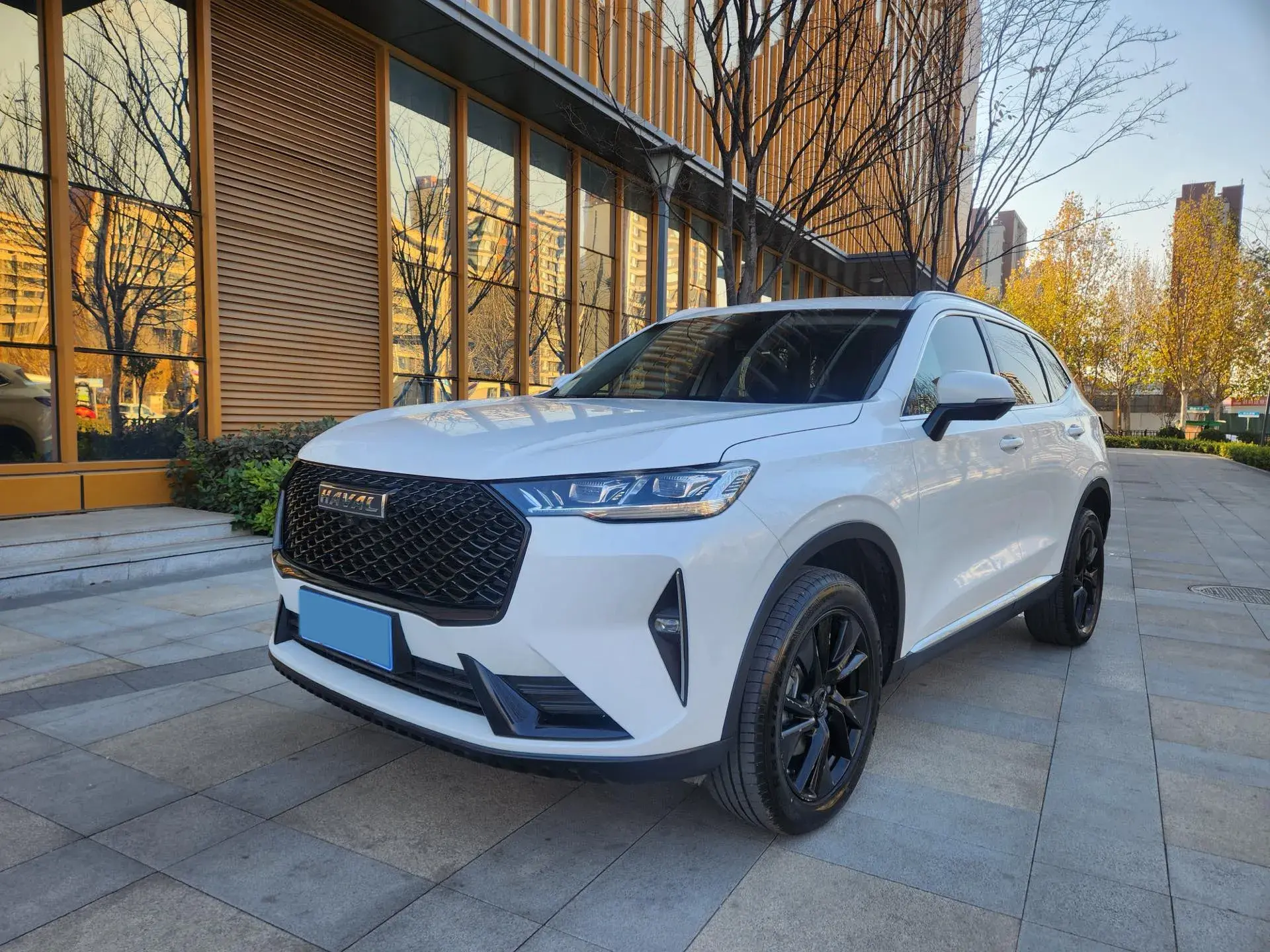 2021 HAVAL H6 view 1