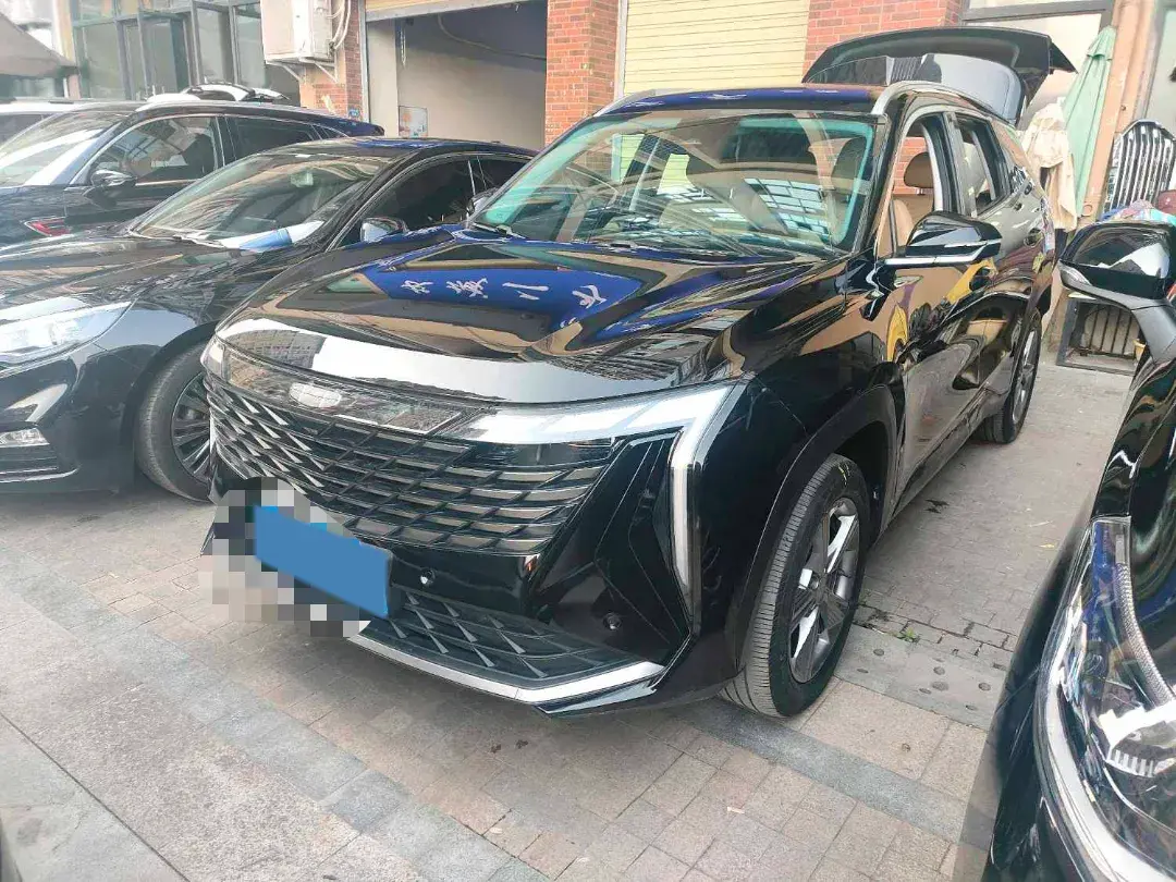 2023 Geely StarRay 1.5T 181HP L4 7DCT