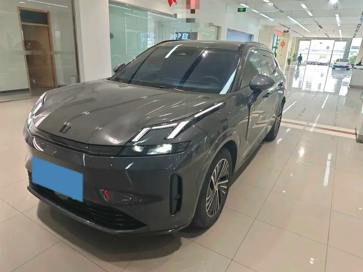 2023 LYNK&CO 08 EM-P 1.5T 163HP L4 3DHT PHEV 39.8KWH