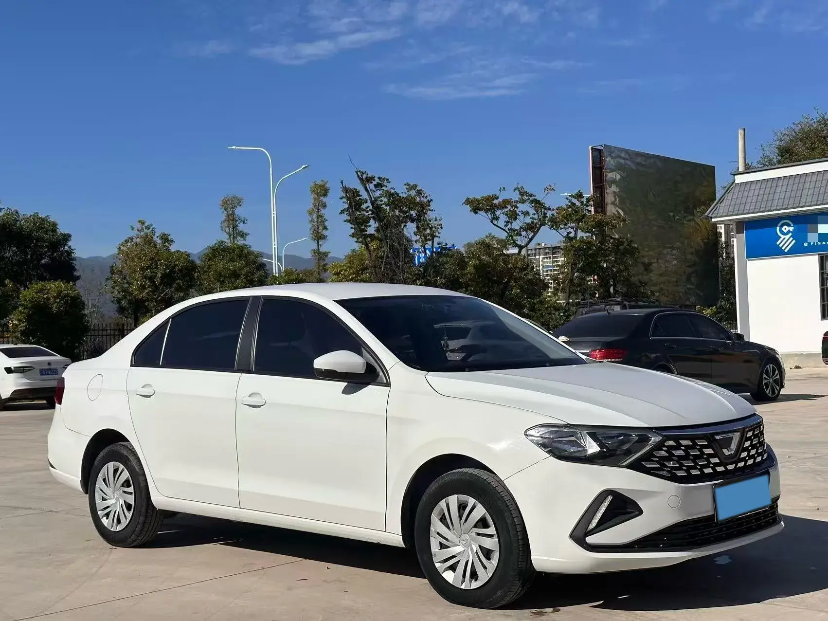 2021 JETTA VA3 thumbnail 3