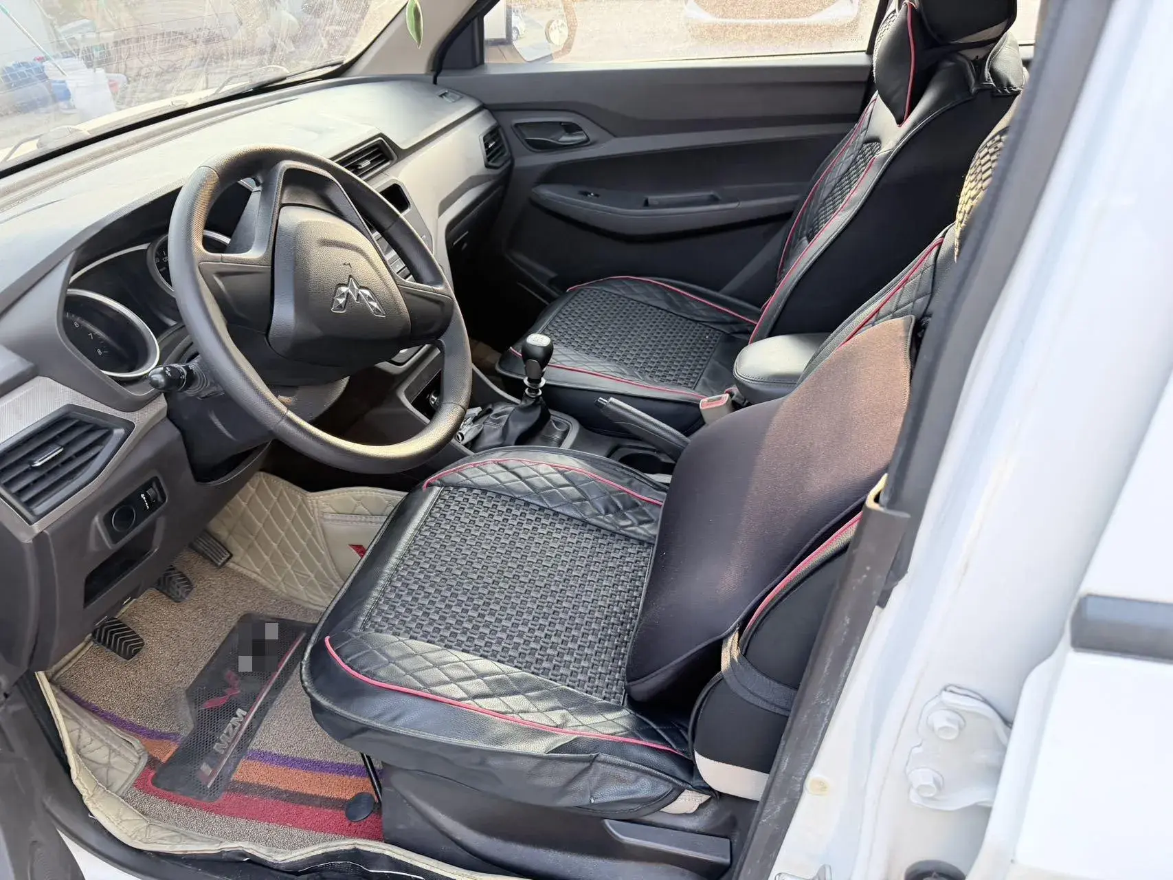 2019 WULING HONGGUANG thumbnail 4