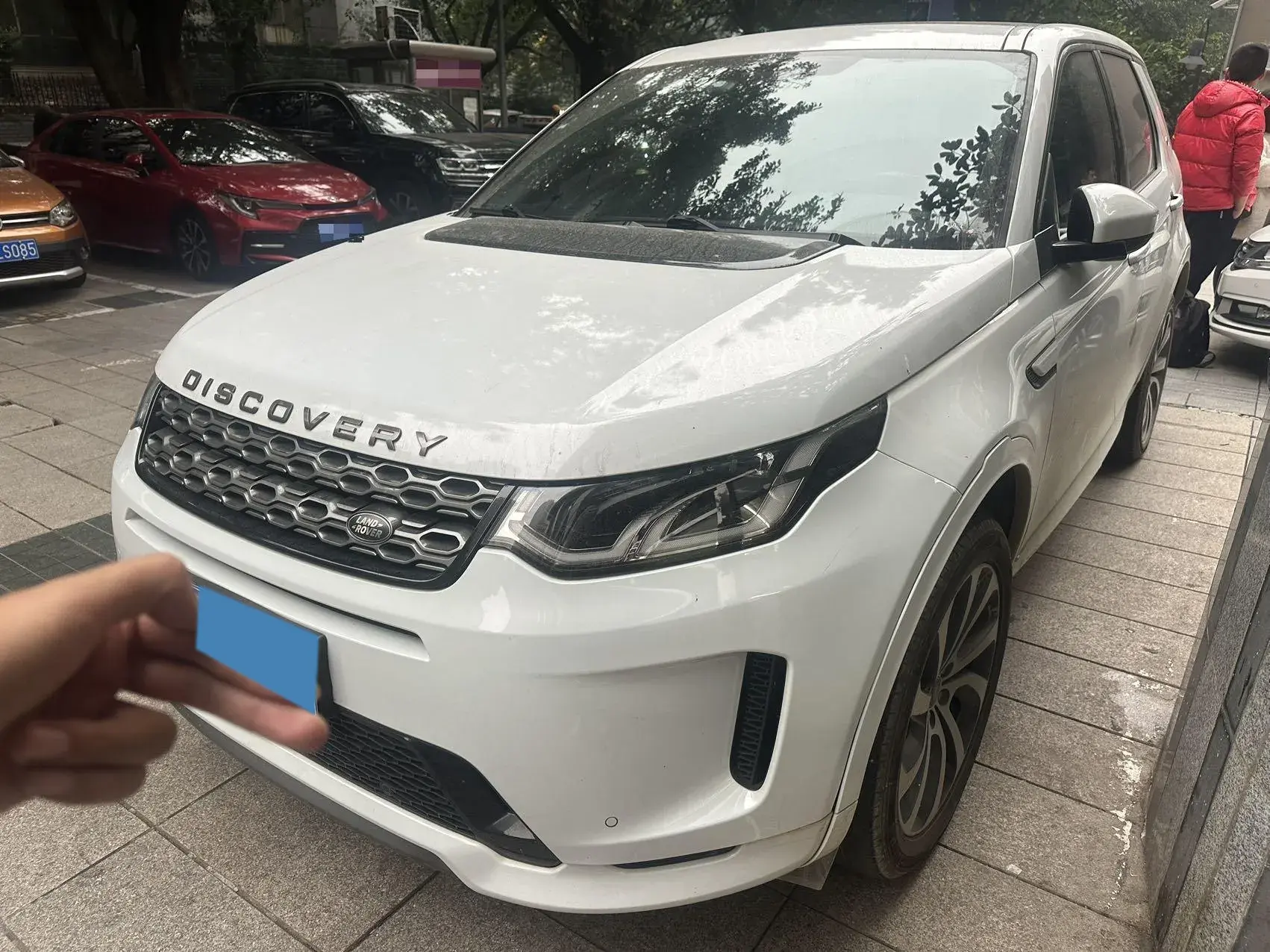 2020 LAND ROVER view 1