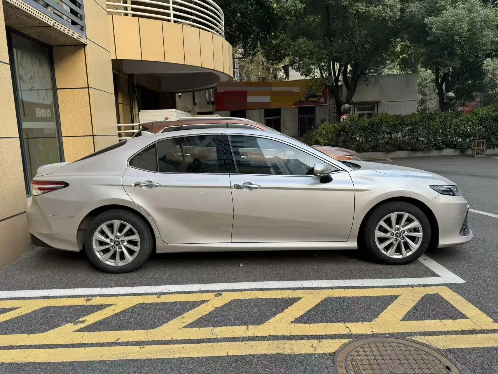 2021 TOYOTA CAMRY thumbnail 4