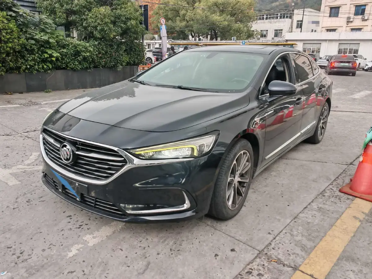 2020 Buick Larcosse 2.0T 237HP L4 9AT