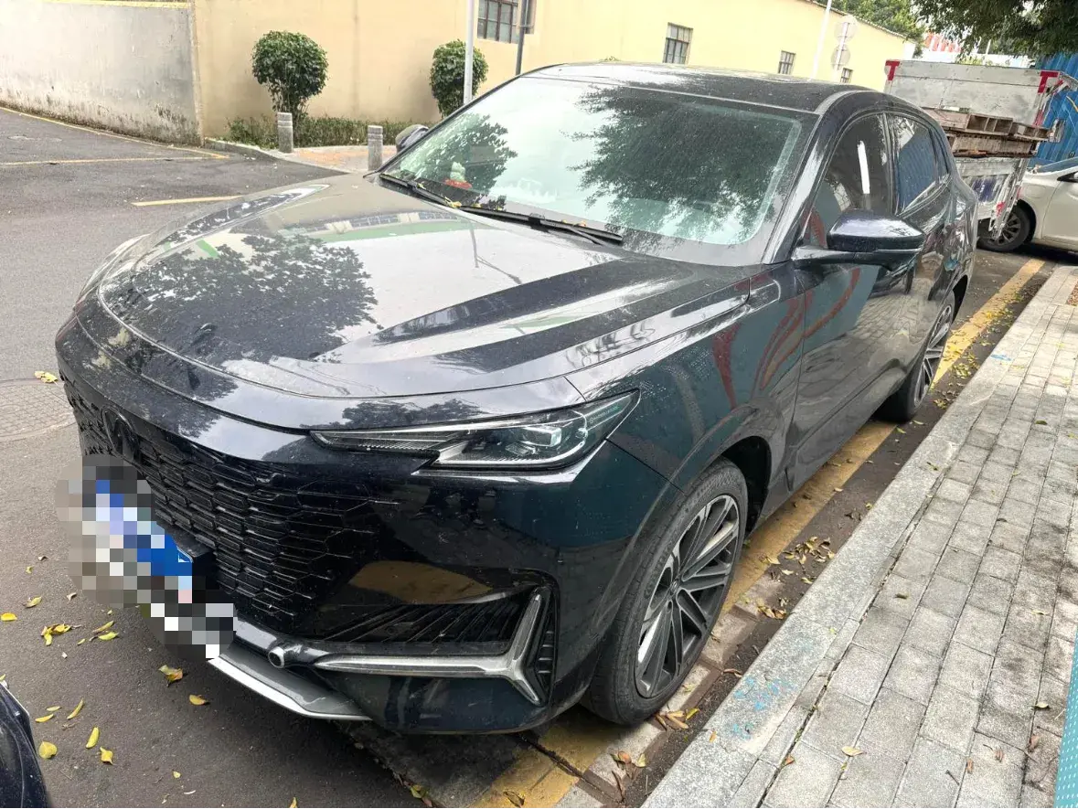 2021 ChangAn UNI-K 2.0T 233HP L4 8AT