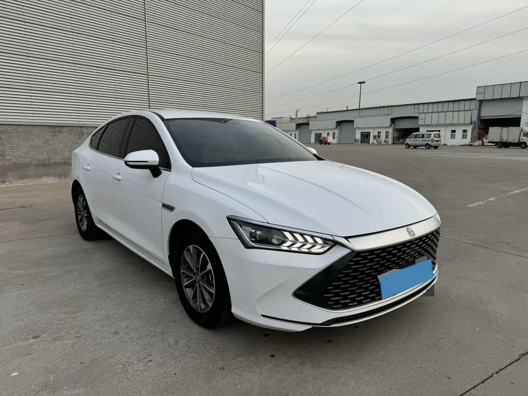 2024 BYD QIN thumbnail 3