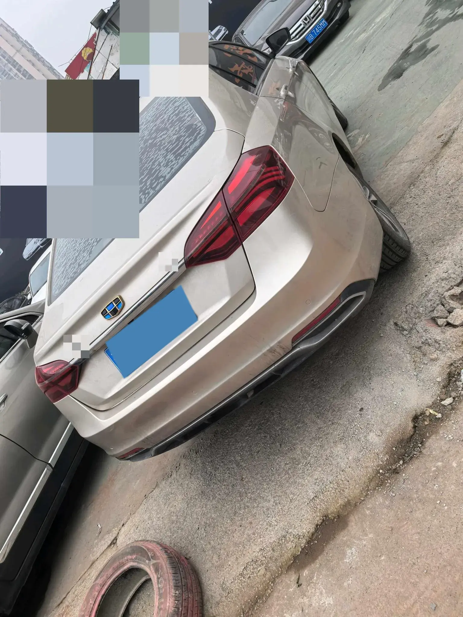 2018 GEELY EMGRAND thumbnail 3