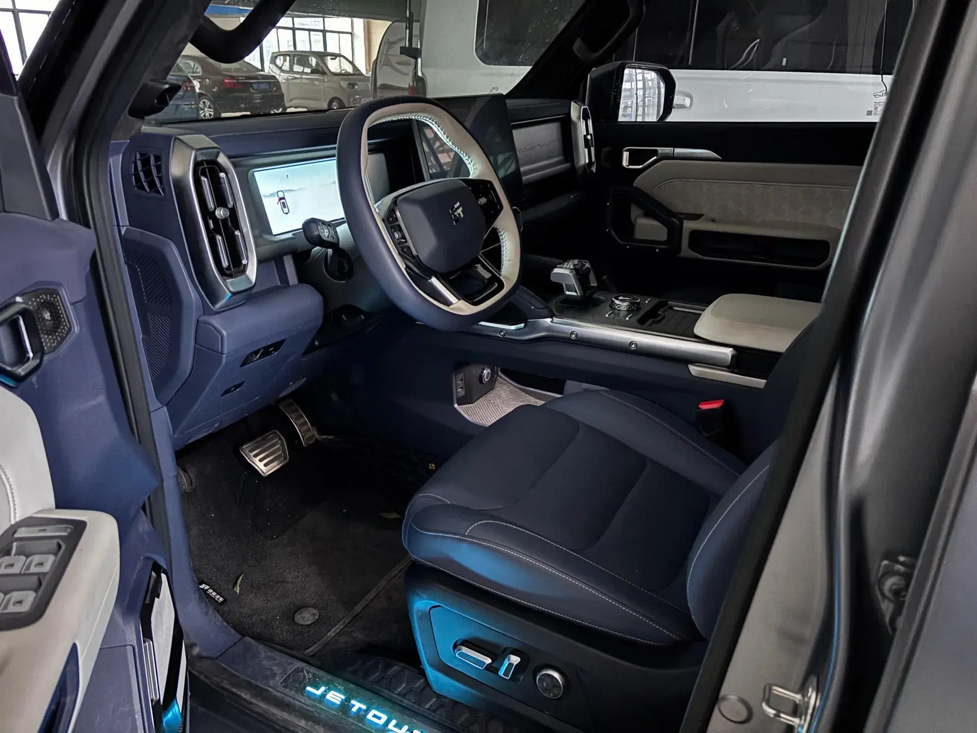 2024 JETOUR SHANHAI thumbnail 4