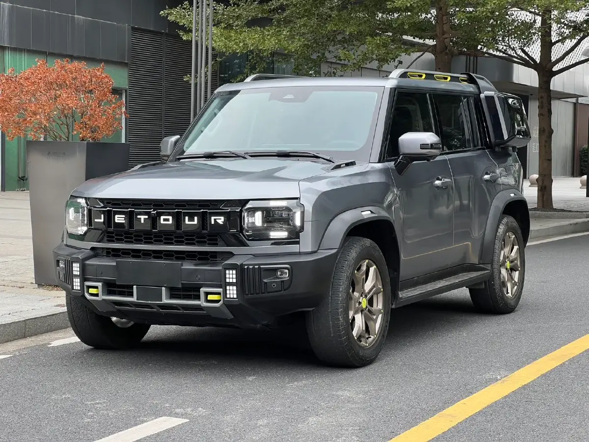 2023 Jetour Traveller 2.0T 254HP L4 8AT