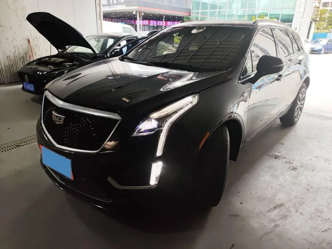2022 Cadillac XT5 2.0T 237HP L4 9AT