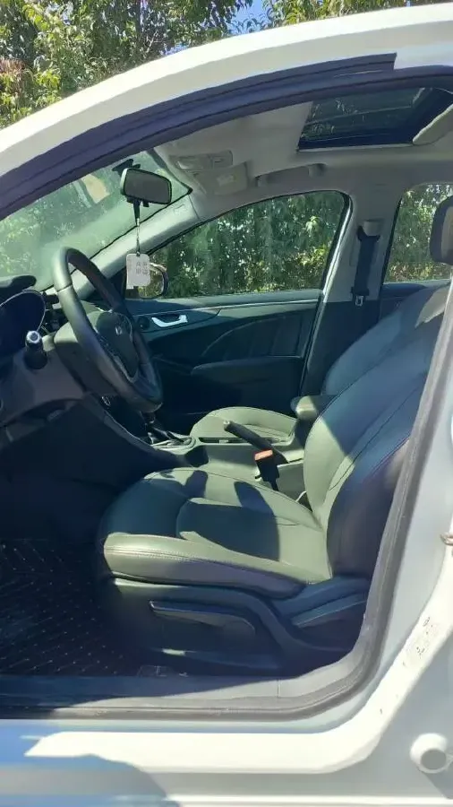 2017 Chery Arrizo 7 1.5T 147HP L4 CVT,autocango,china used car exporter,china ev exporter,chinese used car exporter,chinese used ev exporter