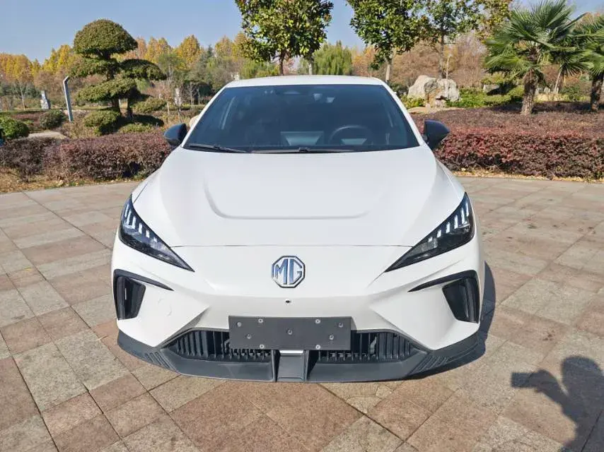 2023 MG MG4 thumbnail 2
