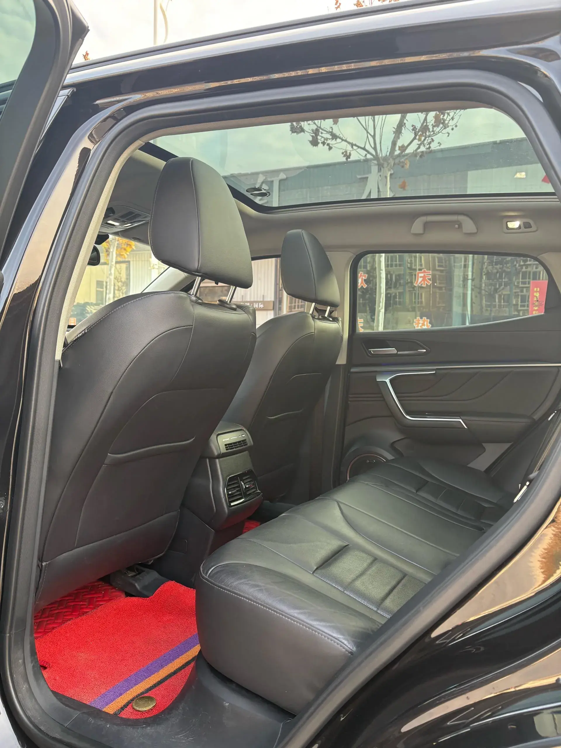 2017 WEY VV5 thumbnail 4