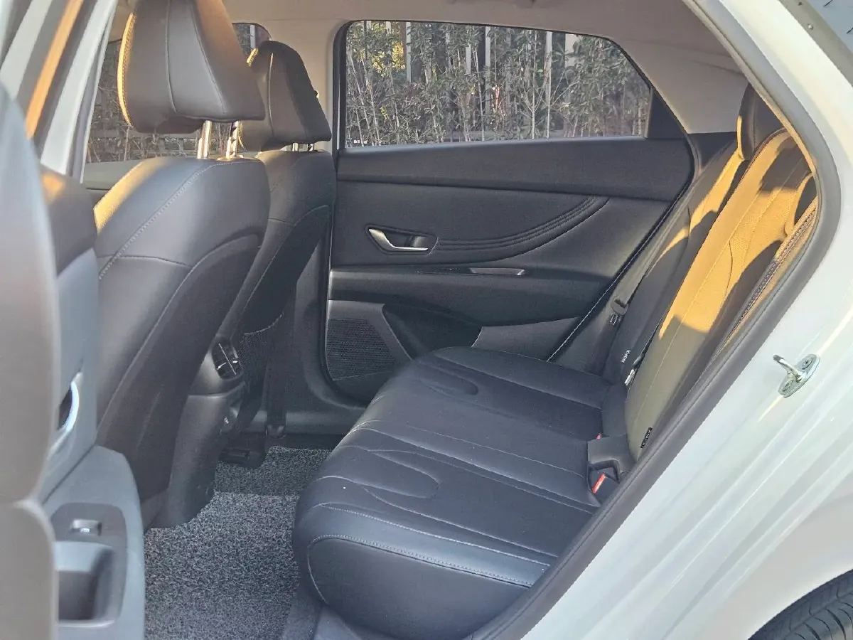 2023 Hyundai Elantra 1.5L 115HP L4 CVT,autocango,china used car exporter,china ev exporter,chinese used car exporter,chinese used ev exporter