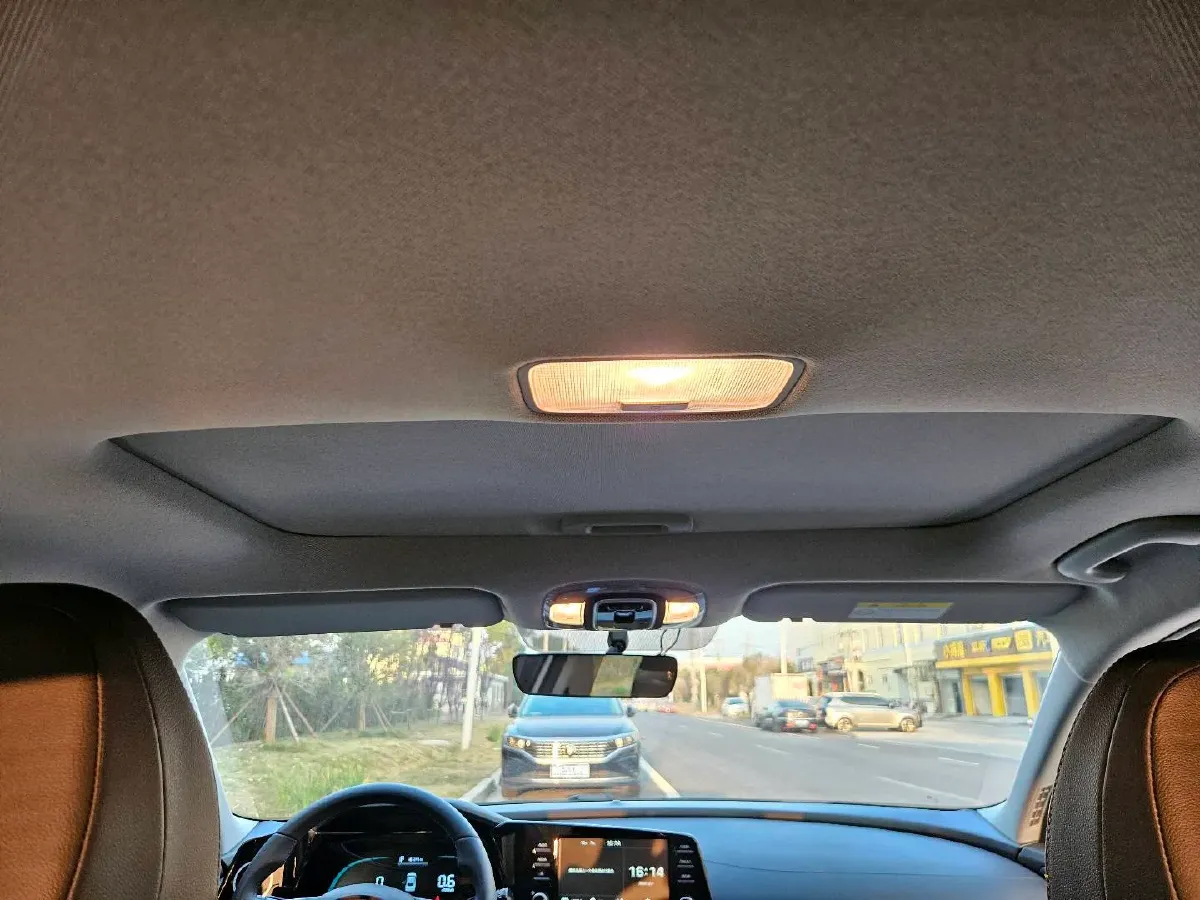 2023 Hyundai Elantra 1.5L 115HP L4 CVT,autocango,china used car exporter,china ev exporter,chinese used car exporter,chinese used ev exporter