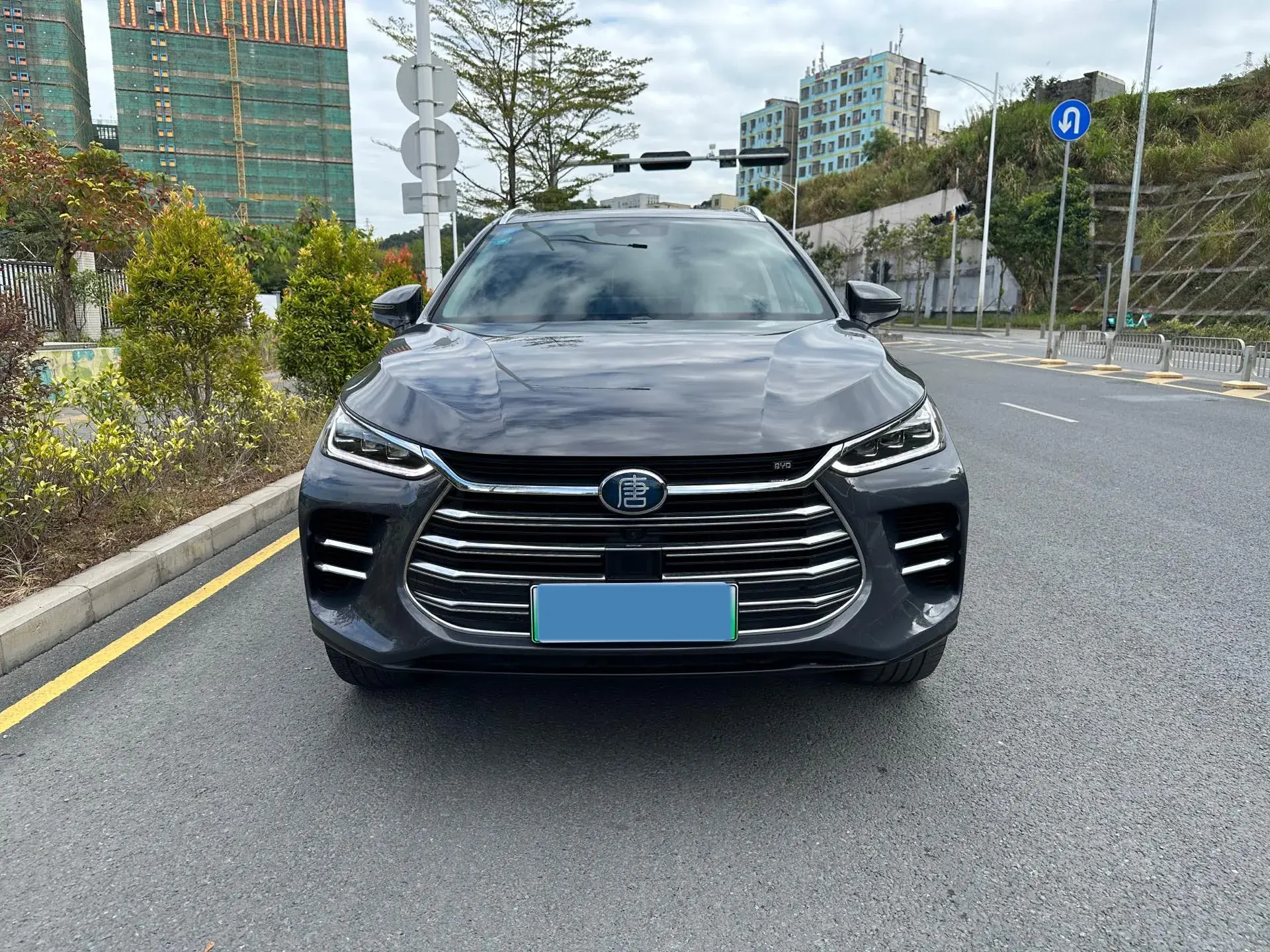 2018 BYD TANG thumbnail 2