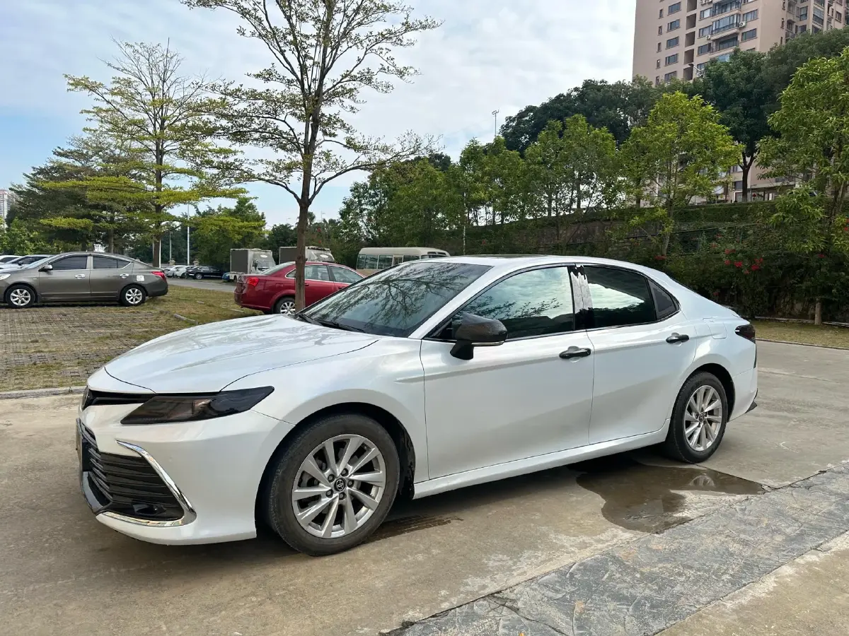 2021 Toyota Camry 2.0L 178HP L4 CVT