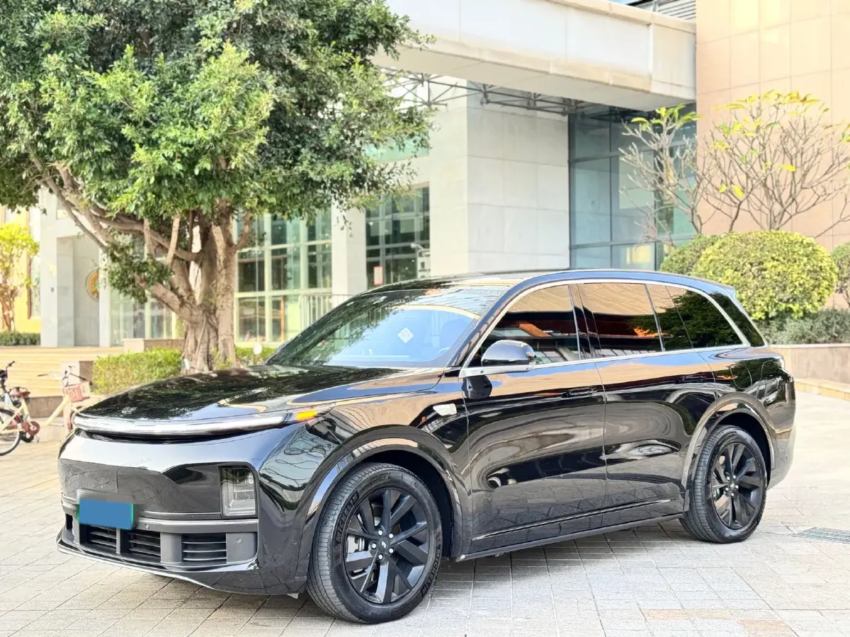 2023 Li L8 Range Extended 154HP REEV 40.9KWH