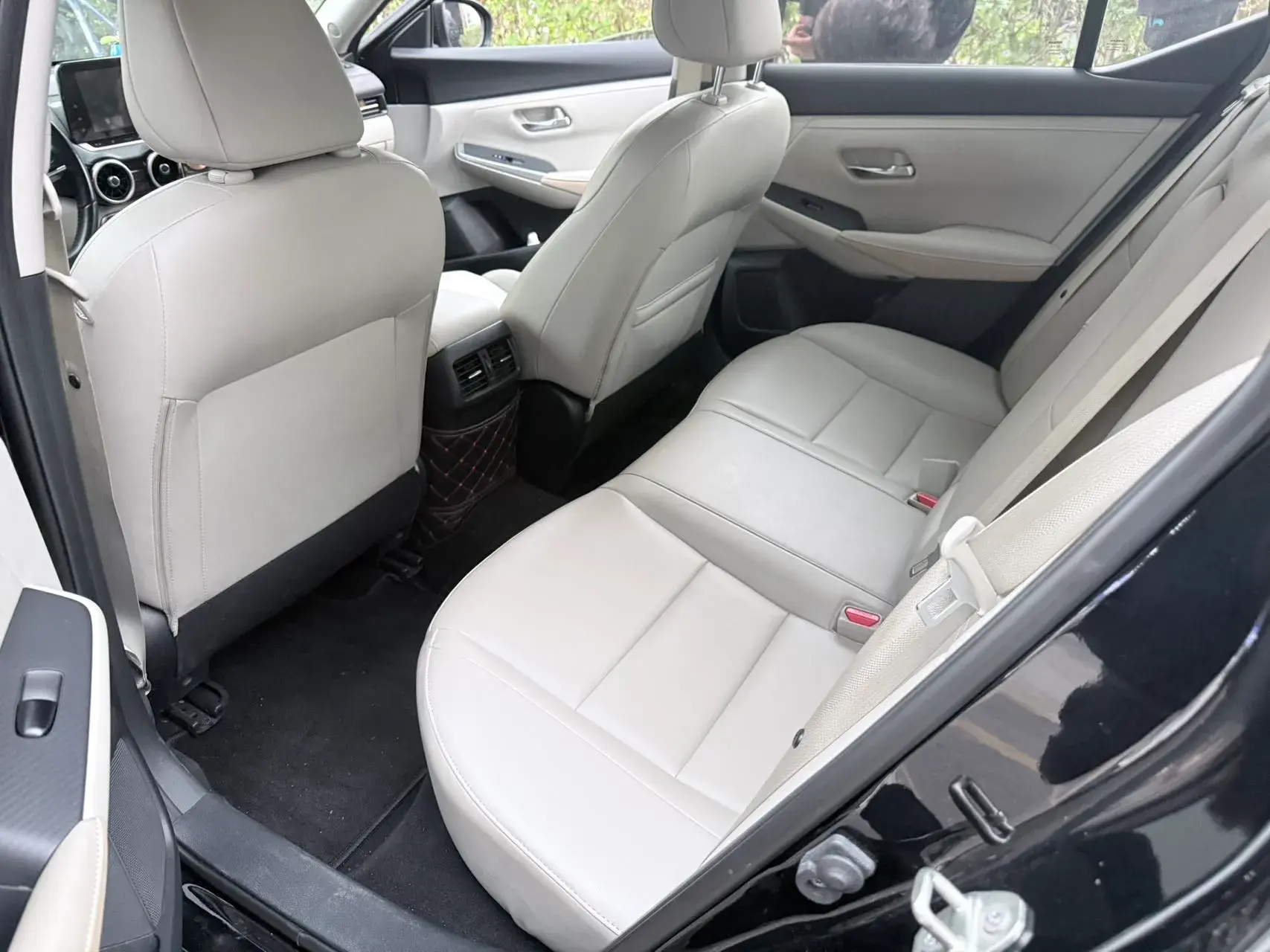 2020 NISSAN SYLPHY thumbnail 3